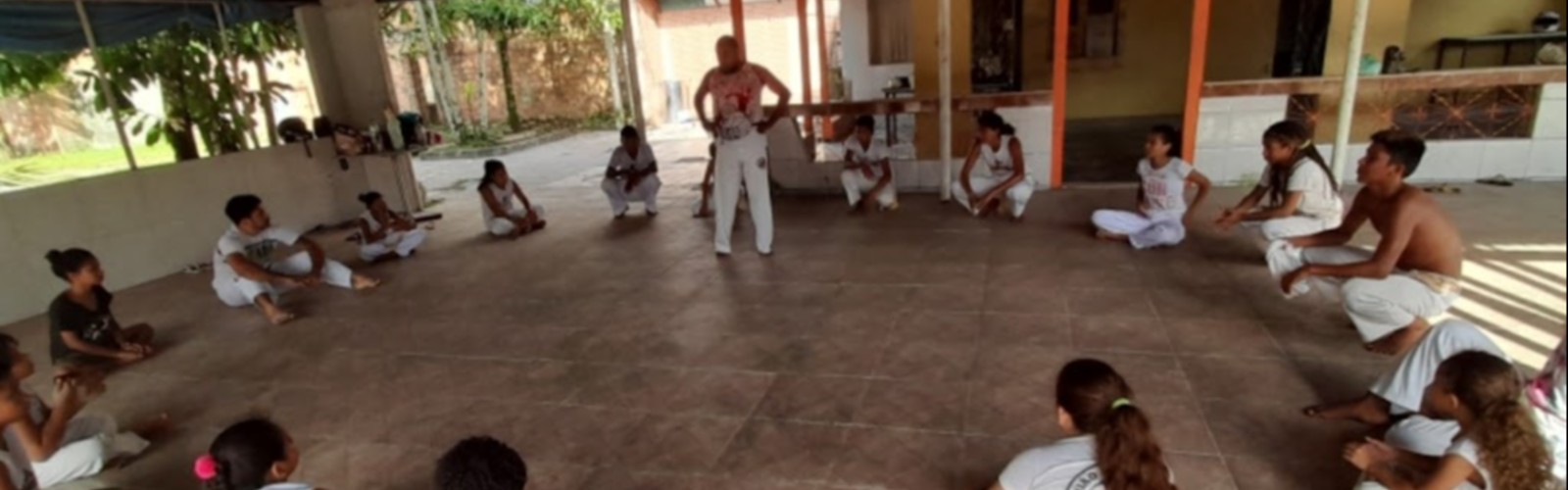 Centro Cultural, Social e Educacional Flor de Lis