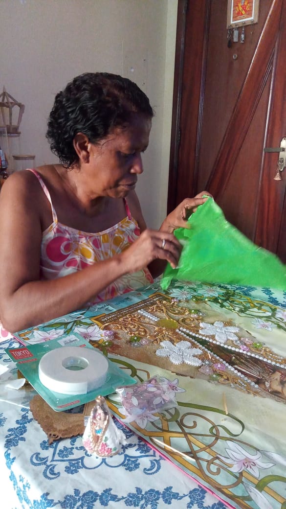 KATIA REGINA MORAES CASTRO